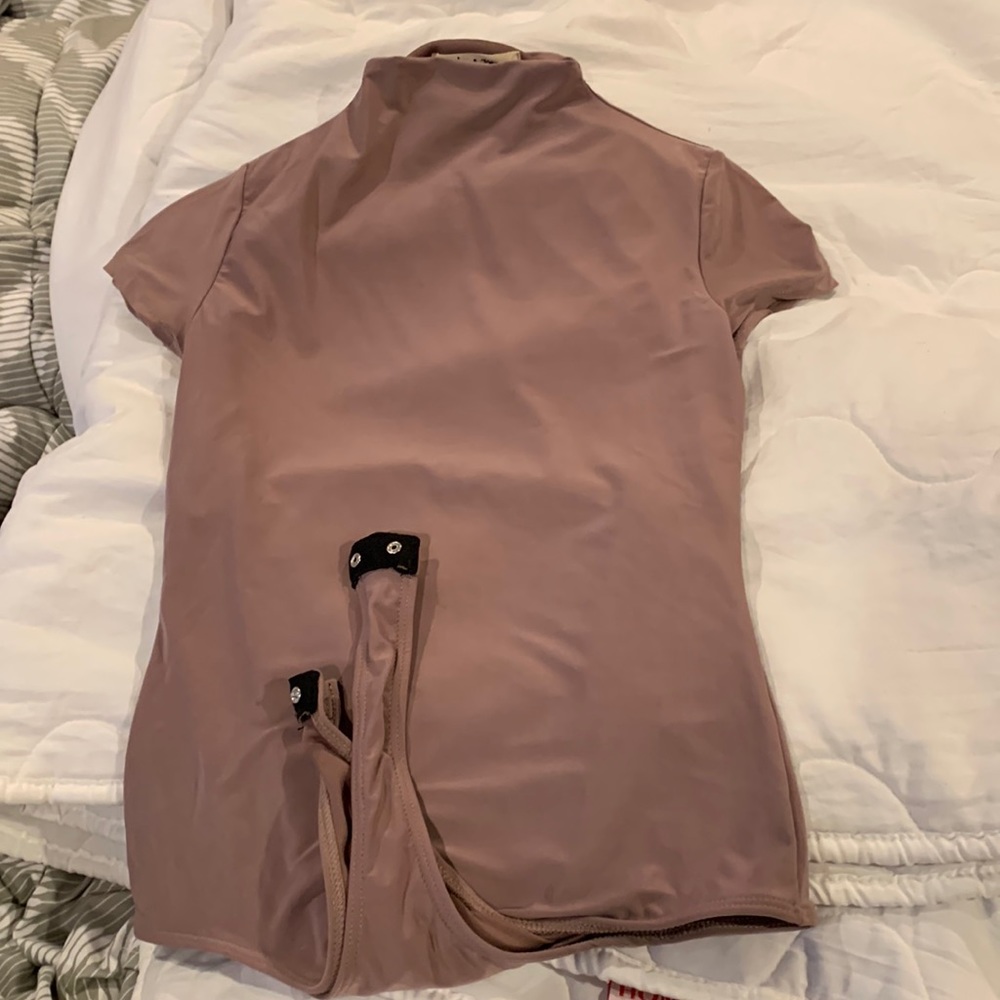 Soft lilac bodysuit